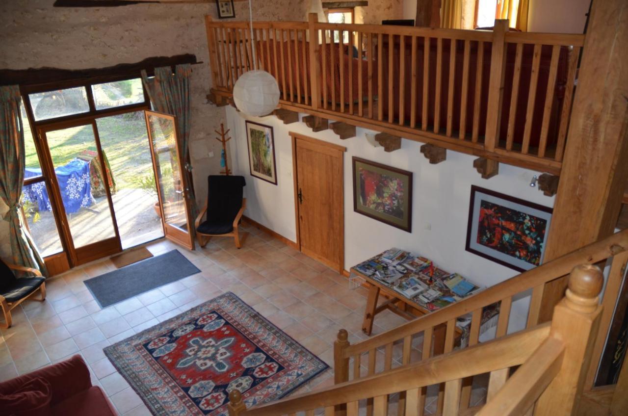 Katy'S Barn Villa Saint-Aulaye-Puymangou Kültér fotó