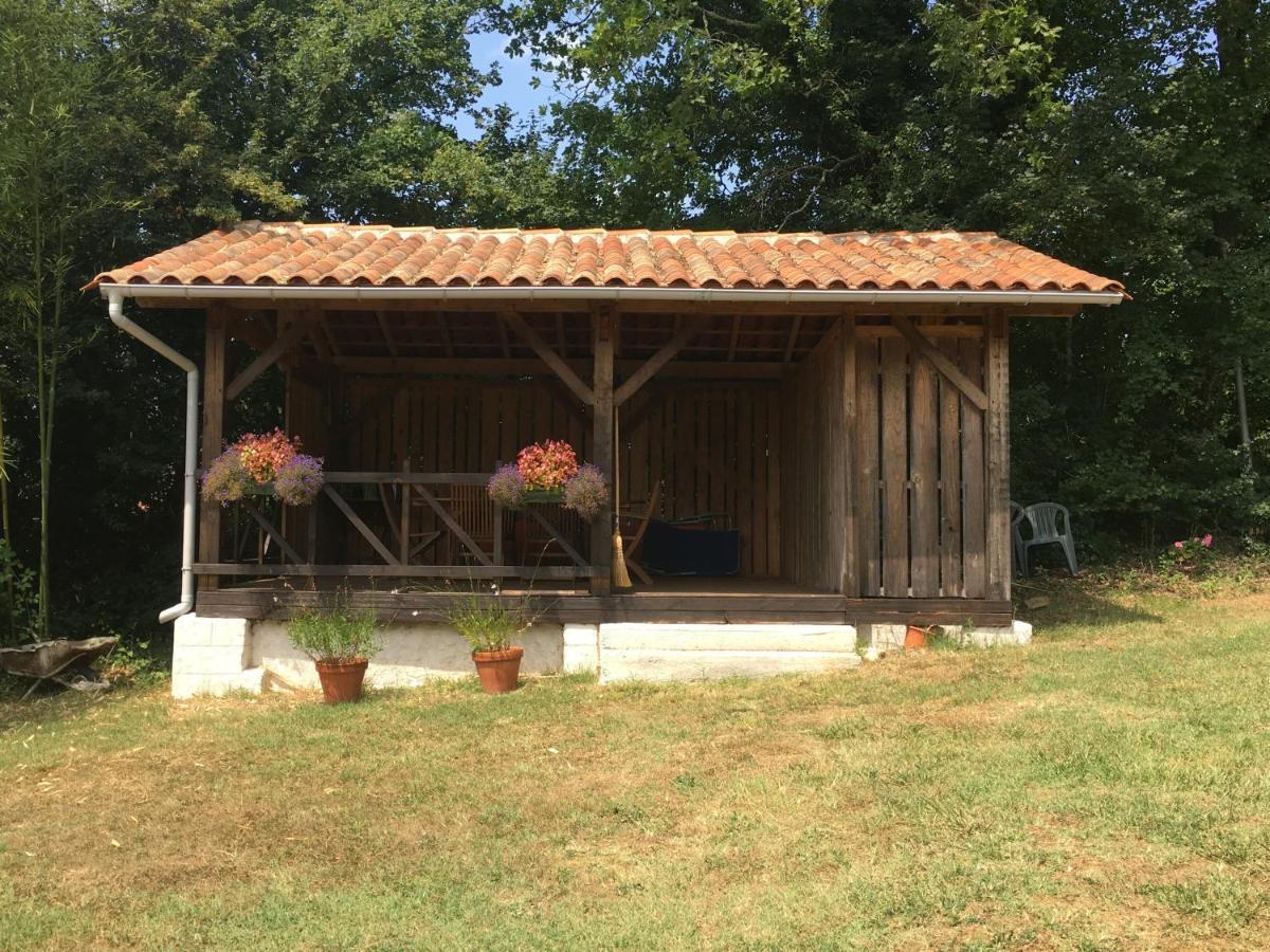 Katy'S Barn Villa Saint-Aulaye-Puymangou Kültér fotó